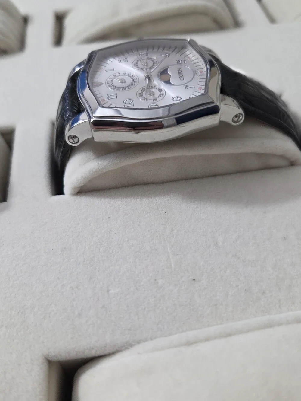 Croton Tonneau Triple Date Moonphase Watch Sapphire Crystal Black Crocodile Band - Picture 5 of 7
